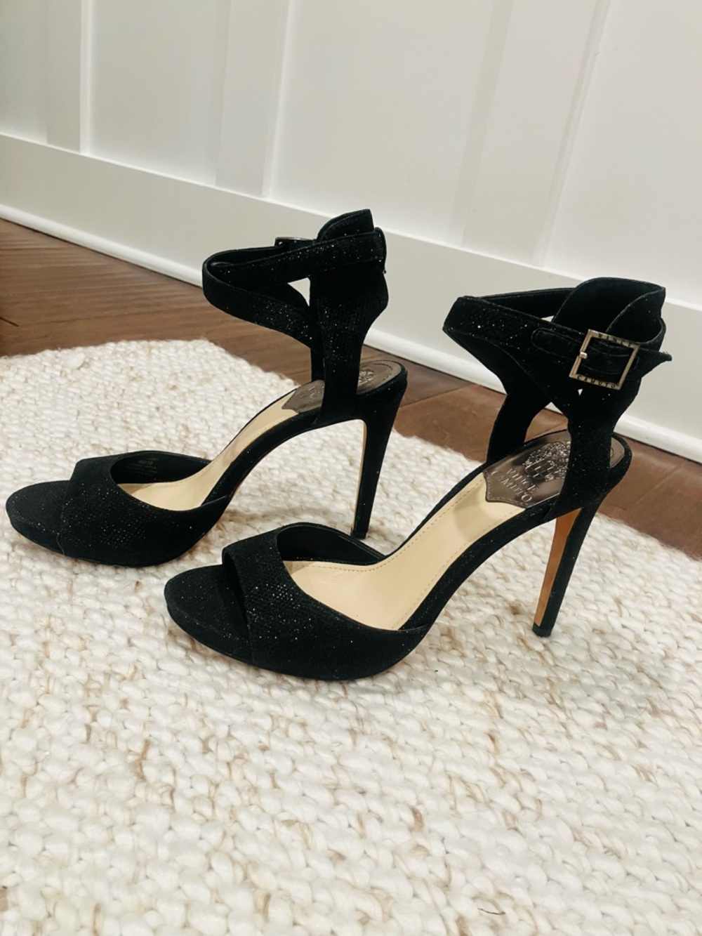 NWOT Vince Camuto Faunora Black Glitter Ankle-Strap Stiletto Heels (Sz 8M/38)